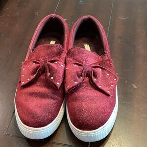 Isaac Mizrahi Red Bow Sneakers